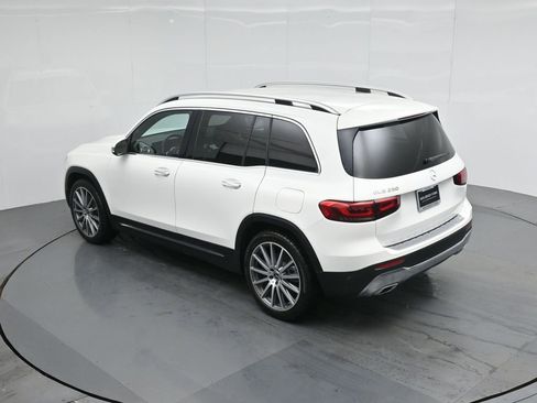 Used 2021 Mercedes-Benz GLB 250 image 45