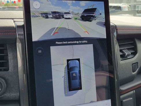 Used 2023 Ford Expedition Max Limited AWD/4WD image 3