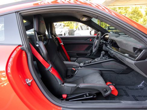 Certified 2025 Porsche 911 GT3 RS RWD image 68