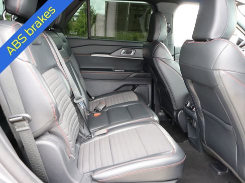 Certified 2025 Ford Explorer ST-Line w/ ST-Line Street Pack AWD/4WD image 13