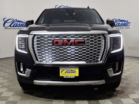 Used 2024 GMC Yukon Denali RWD image 3