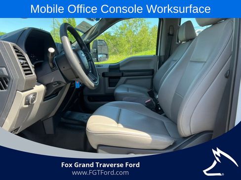 Certified 2022 Ford F250 XL w/ STX Appearance Package AWD/4WD image 4