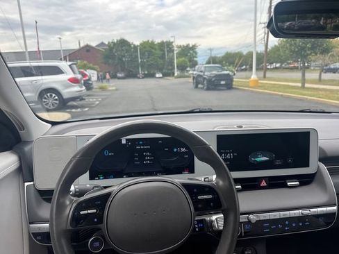 Used 2023 Hyundai Ioniq 5 SEL w/ Cargo Package AWD/4WD image 16