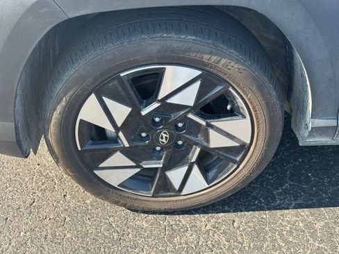 Used 2025 Hyundai Kona SEL FWD image 10