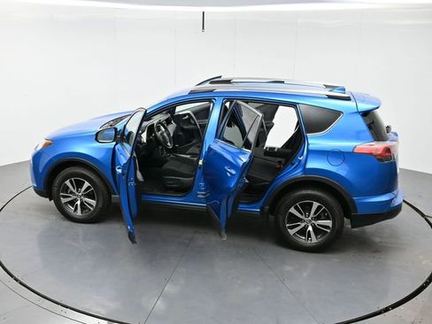 Used 2018 Toyota RAV4 XLE w/ Plus Extra Value Package image 43