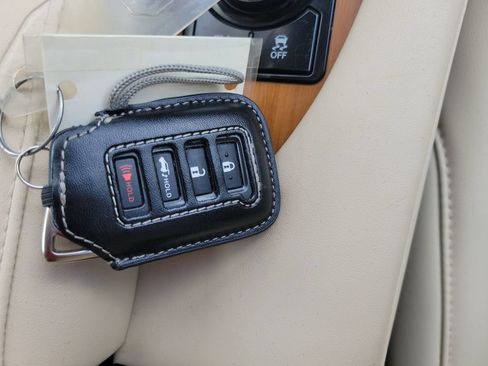 Used 2021 Lexus RX 450h AWD w/ Premium Package image 43