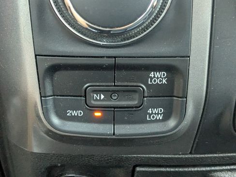 Used 2024 RAM 1500 Classic Warlock image 19