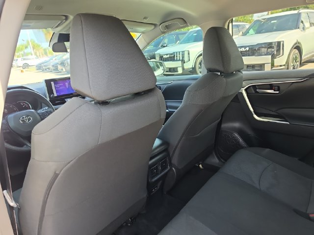 Used 2024 Toyota RAV4 XLE FWD image 12