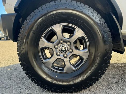 Used 2023 Ford Bronco Big Bend image 9