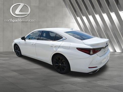 Certified 2023 Lexus ES 350 F Sport w/ Accessory Package (Z2) FWD image 2