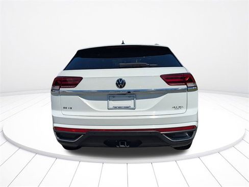 Used 2021 Volkswagen Atlas Cross Sport SE w/ Panoramic Sunroof Package image 10