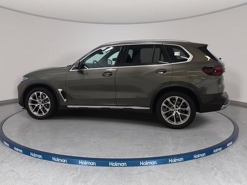 Used 2024 BMW X5 xDrive40i w/ Premium Package AWD/4WD image 8