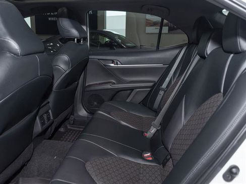 Used 2022 Toyota Camry XSE image 17