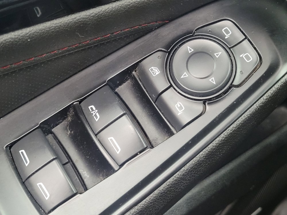 Used 2022 Chevrolet Traverse RS FWD image 27