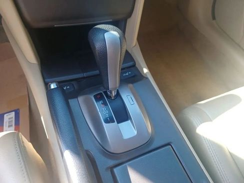 Used 2012 Honda Accord EX-L image 12