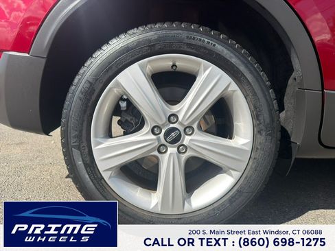 Used 2018 Lincoln MKC Premiere FWD image 25