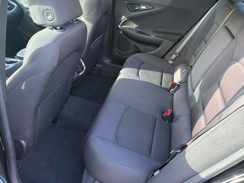 Used 2025 Chevrolet Malibu LT FWD image 10