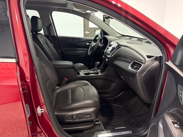 Used 2020 Chevrolet Equinox Premier AWD/4WD image 16