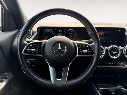 Certified 2023 Mercedes-Benz GLA 250 4MATIC image 14