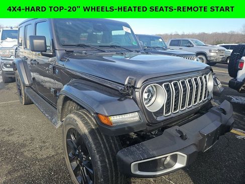 Used 2025 Jeep Wrangler Unlimited Sahara image 1