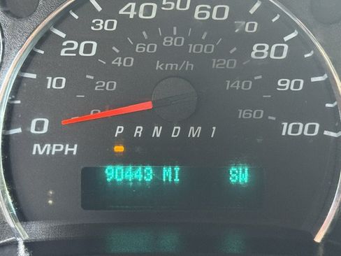 Used 2020 Chevrolet Express 2500 w/ Safety Package RWD image 8