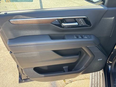 New 2026 Chevrolet Tahoe High Country image 30