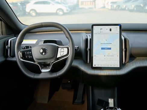 New 2026 Volvo EX30 Cross Country Ultra image 24