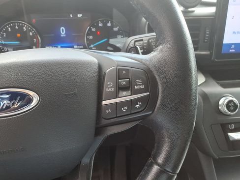 Used 2020 Ford Explorer XLT w/ Equipment Group 202A AWD/4WD image 19