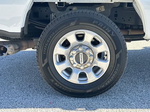 Used 2024 Ford F250 XLT image 17