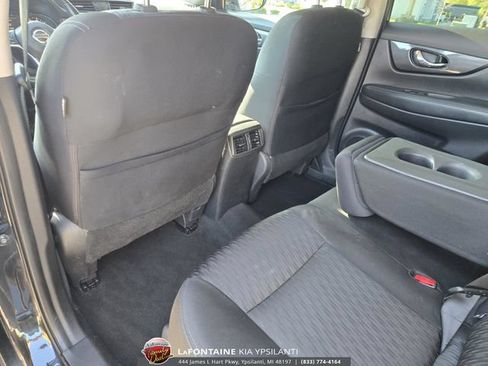 Used 2020 Nissan Rogue SV AWD/4WD image 26