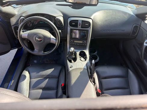 Used 2006 Chevrolet Corvette Coupe RWD image 19