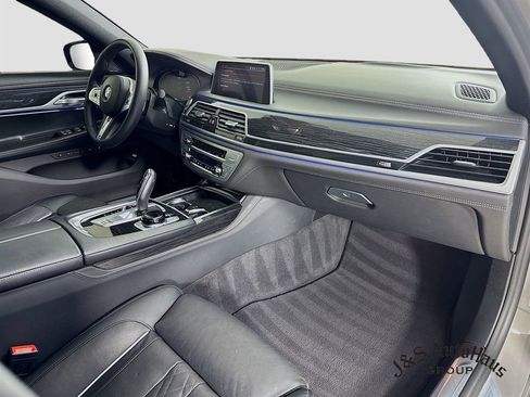 Used 2021 BMW 750i xDrive 750i xDrive w/ Executive Package image 35