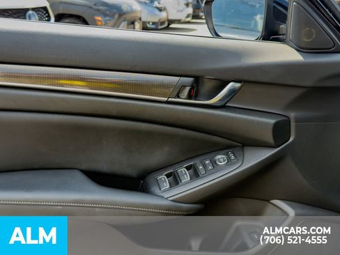 Used 2022 Honda Accord Sport image 10
