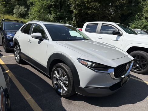 Used 2025 MAZDA CX-30 AWD 2.5 S w/ Preferred Package image 2