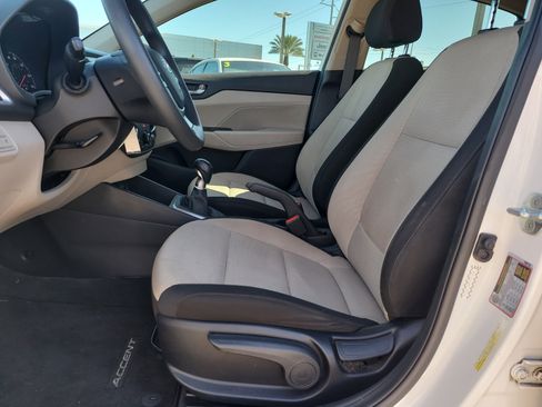 Used 2021 Hyundai Accent SE image 16