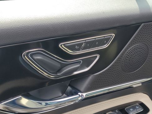 New 2026 Lincoln Corsair Premiere AWD/4WD image 9