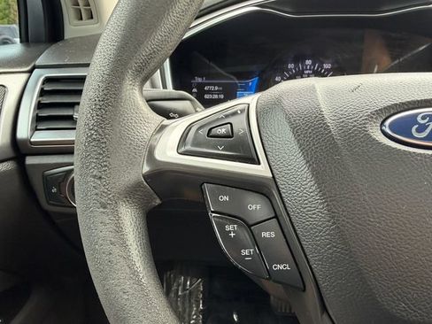 Used 2013 Ford Fusion SE FWD image 18