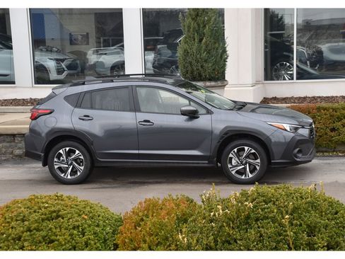 Certified 2025 Subaru Crosstrek 2.0i Premium image 3
