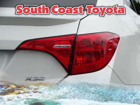 Used 2018 Toyota Corolla XSE image 12
