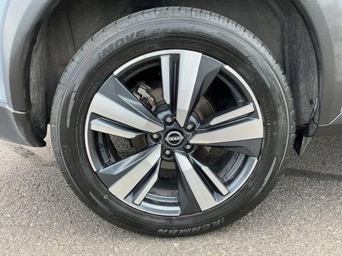 Used 2023 Nissan Rogue SL w/ SL Premium Package AWD/4WD image 5