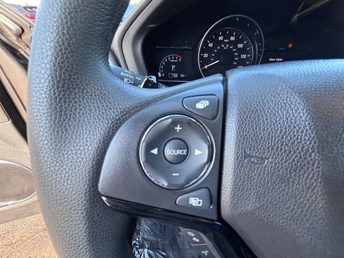 Certified 2022 Honda HR-V EX image 24