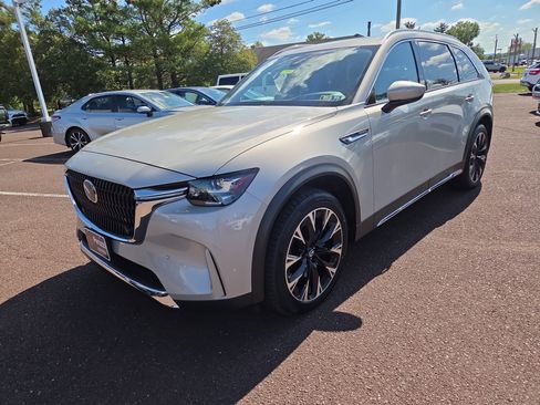Used 2024 MAZDA CX-90 Plug-In Hybrid w/ Premium Pkg image 7