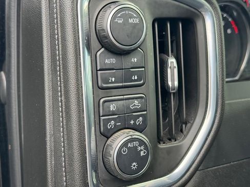 Used 2021 Chevrolet Silverado 1500 LT Trail Boss w/ Convenience Package II image 16