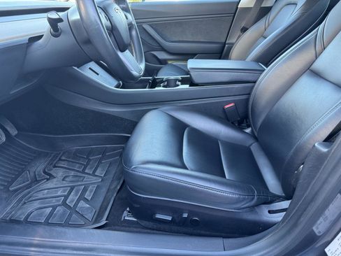 Used 2018 Tesla Model 3 Long Range image 15