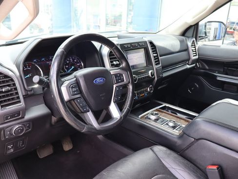 Used 2019 Ford Expedition Platinum AWD/4WD image 14