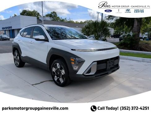 Certified 2024 Hyundai Kona SEL AWD/4WD image 1