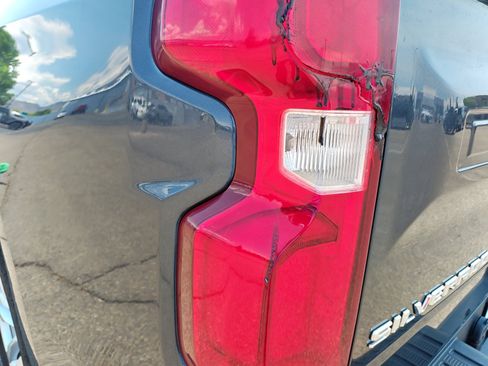 Used 2021 Chevrolet Silverado 1500 RST AWD/4WD image 25