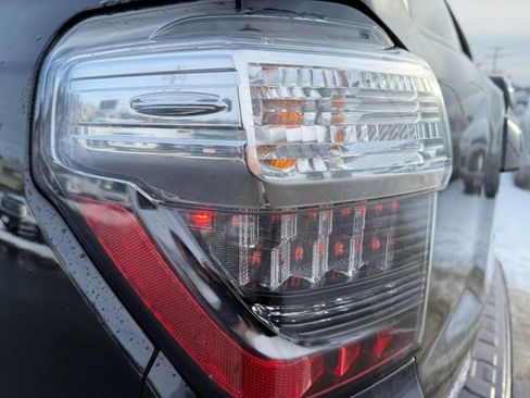 Used 2016 Toyota 4Runner SR5 image 17