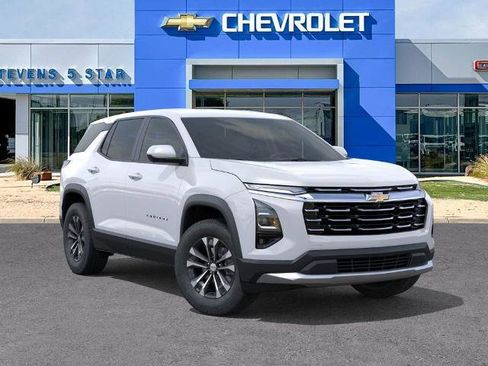 New 2026 Chevrolet Equinox LT w/ Safety and Technology Package AWD/4WD image 7