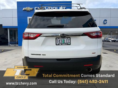 Certified 2021 Chevrolet Traverse RS w/ LPO, Floor Liner Package image 4